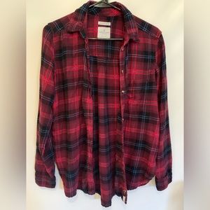 American Eagle Amazingly Soft Boyfriend Fit Flannel, 2017 Holiday Collection.
